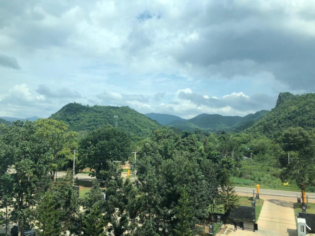Готель Courtyard Khaoyai Накхонратчасіма Екстер'єр фото